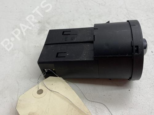 Used Headlight switch Headlight switch VW POLO IV (9N_, 9A_) 1.4 TDI (75 hp) 22862447 22862447