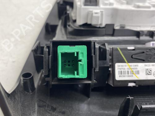 Interior roof light PEUGEOT 3008 II SUV (MC_, MR_, MJ_, M4_) 2.0 BlueHDi 180 | BP28189306I8