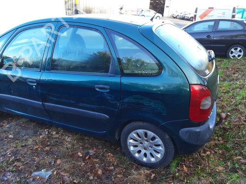 Left headlight CITROËN XSARA PICASSO (N68) 2.0 HDi | BP22849184C28 