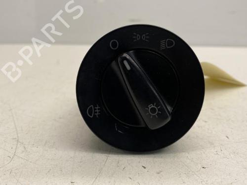 Used Headlight switch VW POLO (6N2) 1.9 SDI (64 hp) 22863359