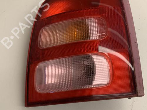 Used Right taillight NISSAN MICRA II (K11) 1.0 i 16V (60 hp) 22853487