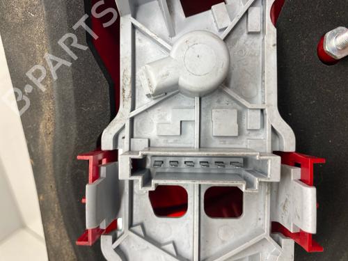 Used Left taillight Left taillight 37202244 37202244