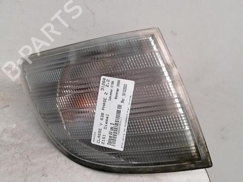 Used Right front indicator MERCEDES-BENZ V-CLASS (638/2) V 200 CDI (638.294) (102 hp) 22854377