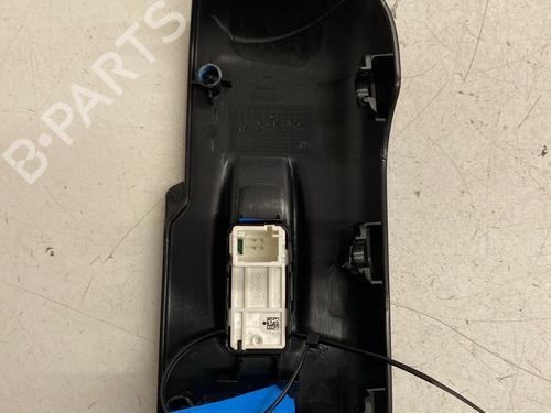 Right front window switch CITROËN C3 III (SX) 1.2 PureTech 82 | BP36763534I26 - Image 2