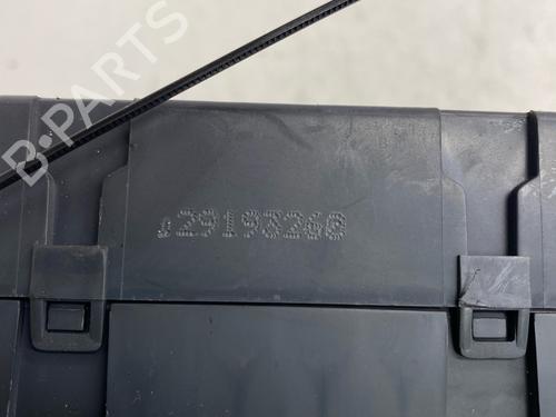 Used Fuse box Fuse box 37271196 37271196