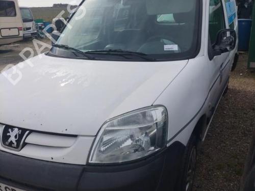 Front bumper PEUGEOT PARTNER Box Body/MPV (5_, G_) 1.9 D | BP22861749C7 
