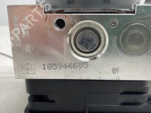 Used ABS pump ABS pump RENAULT MEGANE IV Hatchback (B9A/M/N_) 1.6 TCe 205 (B9MV) (205 hp) 26240527 26240527