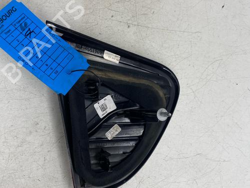 right-tailgate-light-renault-captur-i-j5_-h5_-2013-34348130 main image