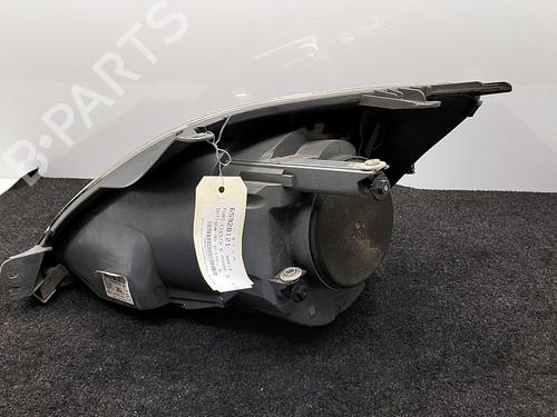 Right headlight FORD FIESTA V (JH_, JD_) 1.4 TDCi | BP22852312C29 