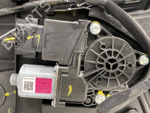 front-right-window-mechanism-kia-sportage-iv-ql-qle-16-crdi-eco-dynamics-82481f1010-2015-2016-2017-2018-2019-2020-2021-2022-22859800 main image