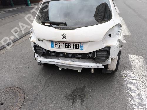 Steering column stalk PEUGEOT 208 I (CA_, CC_) 1.2 THP 110 | BP31584384I23