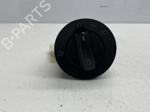 Used Headlight switch VW GOLF IV (1J1) 1.4 16V (75 hp) 22863087
