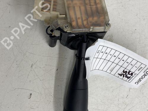 Used Switch SUZUKI GRAND VITARA II (JT, TE, TD) 1.9 DDiS All-wheel Drive (JT419, TD44, JB419WD, JB419XD,... (129 hp) 26224181