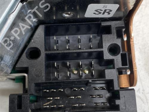 radio-peugeot-1007-km_-2005-23831464 main image