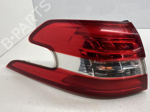 Used Left taillight Left taillight 33037650 33037650