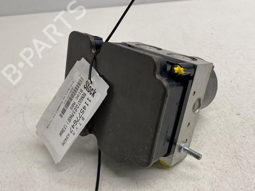 Used ABS pump ABS pump RENAULT CLIO V (B7_) 1.5 Blue dCi 85 (B7AG) (86 hp) 30394102 30394102