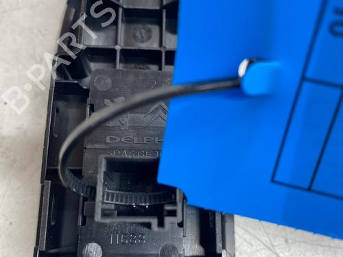 Left front window switch CITROËN C5 III Break (RW_) 1.6 HDi 115 | BP38925979I27 - Image 4