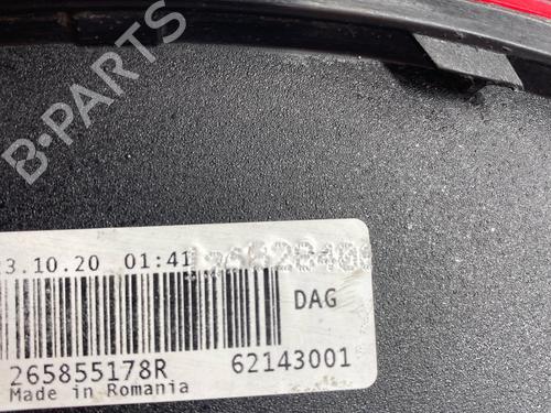 rear-fog-light-dacia-duster-hm_-2017-36368148 main image