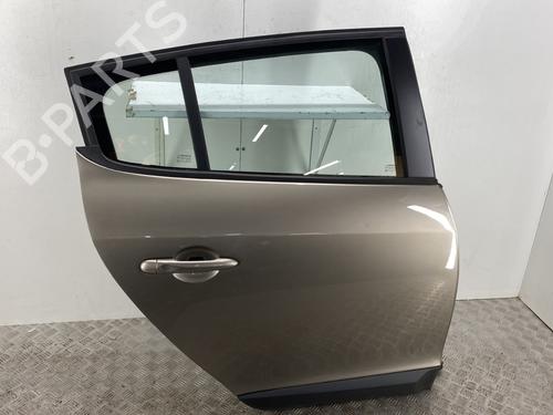 Dør høyre bak RENAULT MEGANE III Hatchback (BZ0/1_, B3_) 1.5 dCi (BZ09, BZ0D, BZ1W, BZ29, BZ14) (110 hp) 22859777