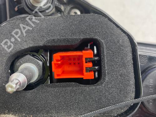 Left tailgate light AUDI A4 B9 (8W2, 8WC) 2.0 TDI | BP39970109C79 - Image 3