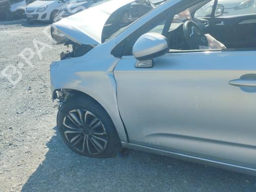 Brugte CITROËN C4 II (NC_) 1.2 THP 130 (NCHNYM, NCHNYT) 4956800