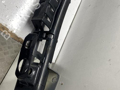 Traversa paraurti anteriore SUZUKI SWIFT III (MZ, EZ) 1.3 (RS413, ZC11S) | BP30856441C109