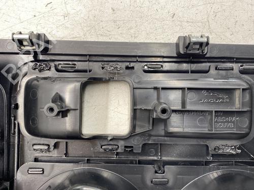 Middle console JAGUAR XE (X760) 2.0 D | BP22859823I22 