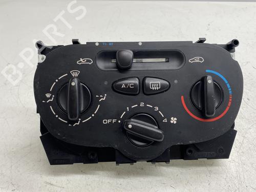 Used Climate control PEUGEOT 206 Hatchback (2A/C) 1.6 i (89 hp) 29590283