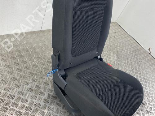 Used Rear seat (3rd row) Rear seat (3rd row) PEUGEOT 5008 (0U_, 0E_) 1.6 HDi (114 hp) 39970033 39970033