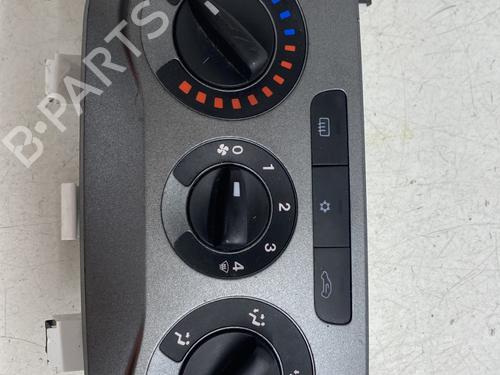 Used Climate control FIAT GRANDE PUNTO (199_) 1.3 D Multijet (75 hp) 31799691