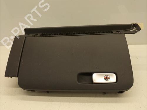 Used Glove box AUDI A1 (8X1, 8XK) 1.6 TDI (90 hp) 22861926