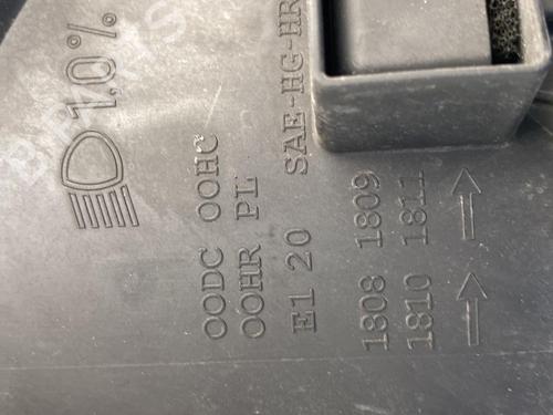 Used Right headlight Right headlight MINI MINI Convertible (R52) Cooper (116 hp) 22851599 22851599