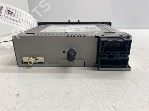 Used Radio Radio RENAULT SCÉNIC III (JZ0/1_) 1.5 dCi (110 hp) 34645294 34645294