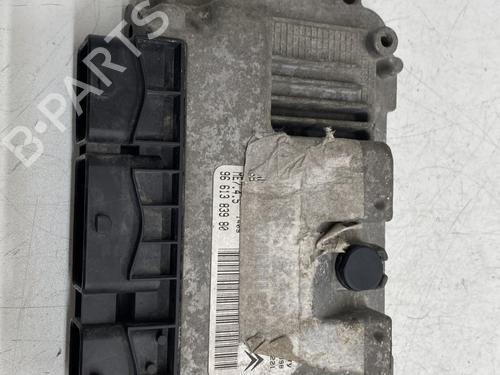Engine control unit (ECU) PEUGEOT 206 CC (2D) 1.6 16V (2DNFUF, 2DNFUR) | BP26977924M57 