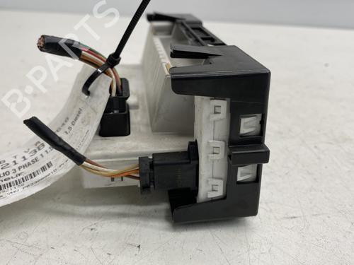 Used Display monitor Display monitor RENAULT CLIO II (BB_, CB_) [1998-2016] 25472656 25472656