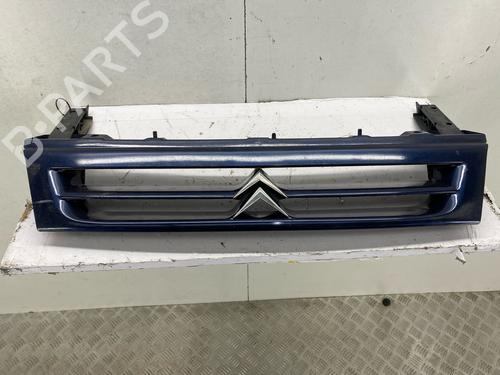 Used Grille Grille 39111688 39111688