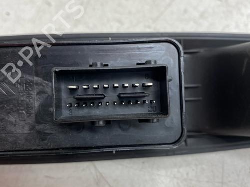 Left front window switch CITROËN C4 II (NC_) 1.2 THP 130 (NCHNYM, NCHNYT) | BP39214245I27 - Image 2