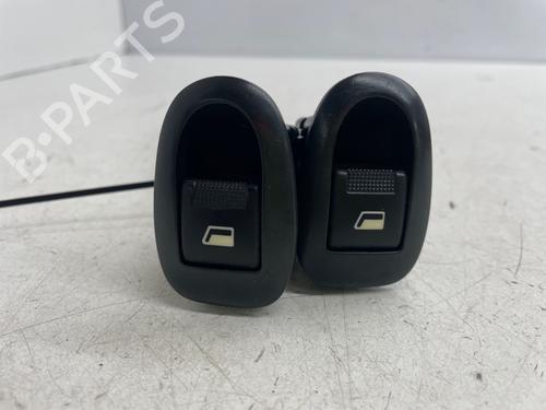 Left front window switch PEUGEOT 1007 (KM_) 1.4 HDi | BP40422772I27 - Image 4