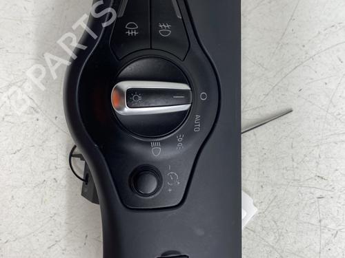 Used Headlight switch AUDI A4 B8 Avant (8K5) 2.0 TDI (120 hp) 33044508
