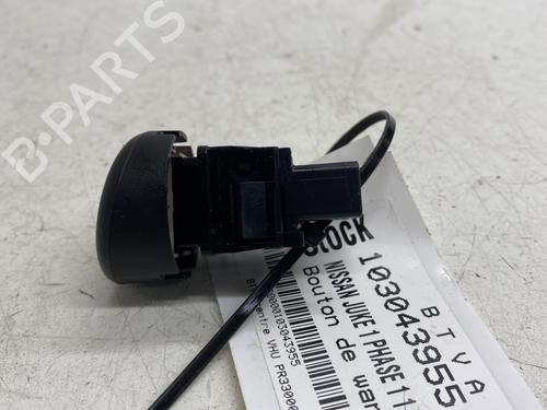 Used Warning switch Warning switch NISSAN JUKE (F15) 1.5 dCi (110 hp) 29528815 29528815