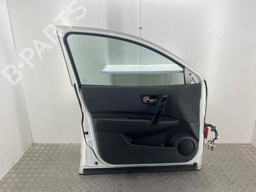Used Left front door Left front door 37070707 37070707