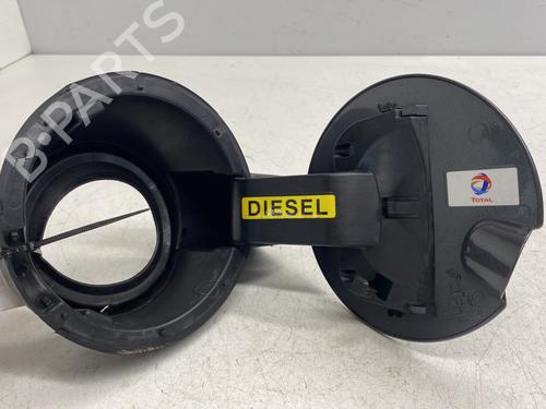 Fuel flap PEUGEOT 3008 I MPV (0U_) 1.6 BlueHDi 120 | BP28568033C131 