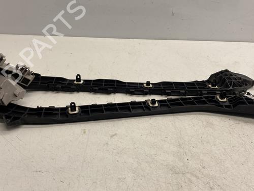 other-toyota-auris-estate-_e18_-16-d4-d-wwe185_-2013-2014-2015-2016-2017-2018-22859536 main image