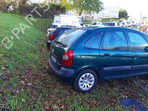 Left headlight CITROËN XSARA PICASSO (N68) 2.0 HDi | BP22849184C28 