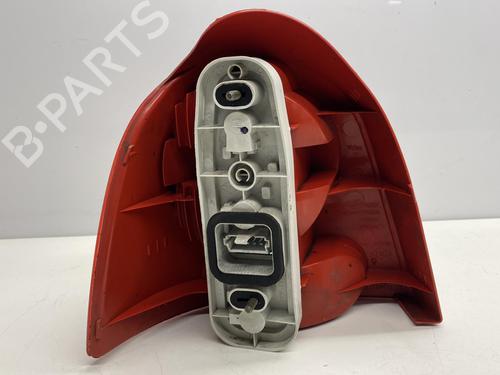 Used Right taillight Right taillight 22849568 22849568