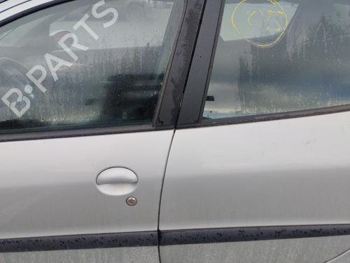 Right taillight PEUGEOT 206 Hatchback (2A/C) 1.4 i | BP31967004C35 