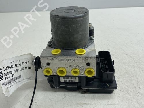 Used ABS pump PEUGEOT 308 I (4A_, 4C_) 1.6 HDi (92 hp) 27654731