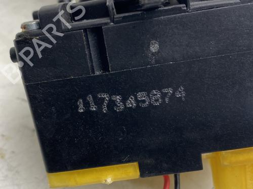 switch-renault-captur-i-j5_-h5_-2013-30971612 main image