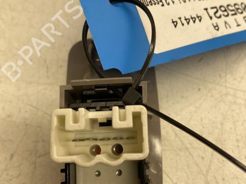 Right rear window switch TOYOTA COROLLA Liftback (_E11_) 1.4 (EE111_, EE111R) | BP31275220I28