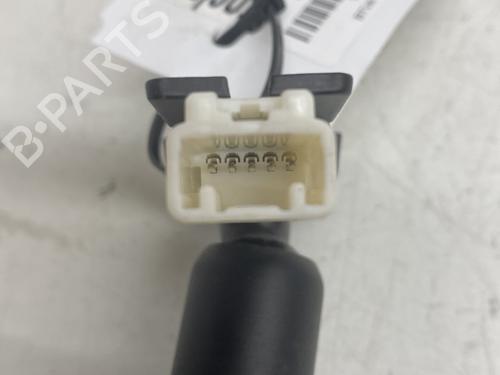 rear-mirror-toyota-auris-_e15_-2006-2007-2008-2009-2010-2011-2012-2013-24979700 main image